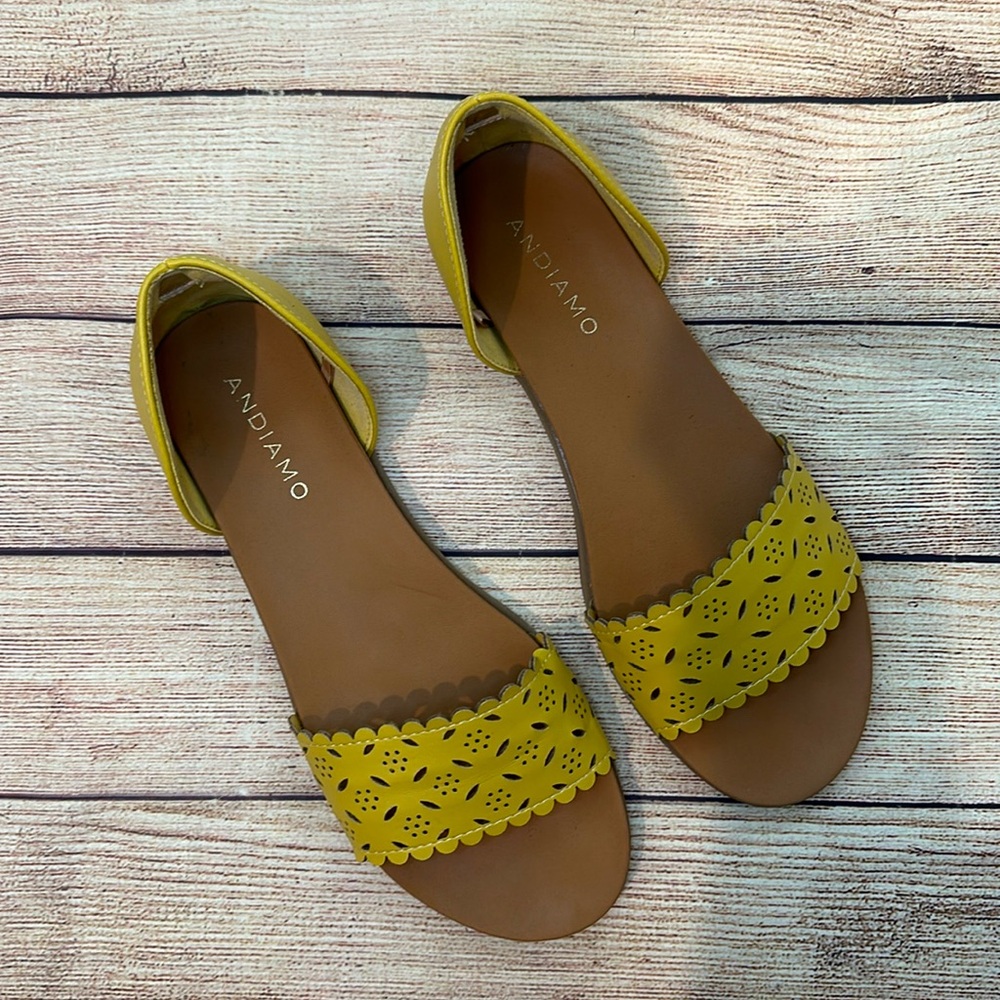 Andiamo Yellow Women’s Open Toe Sandals Size 8